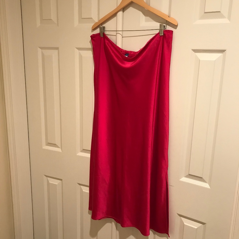 Pink satiny skirt